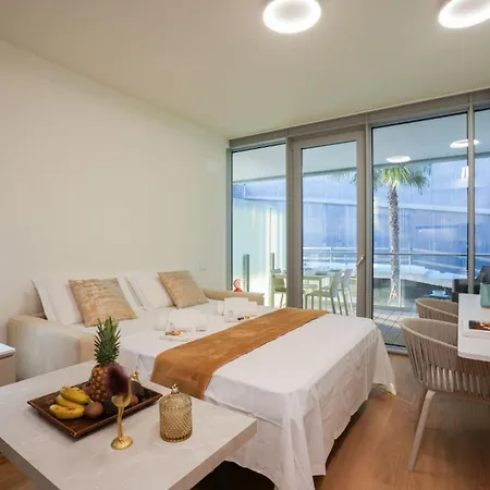 Апартаменты Easylife - Monolocale Con Vista Su Porto Di