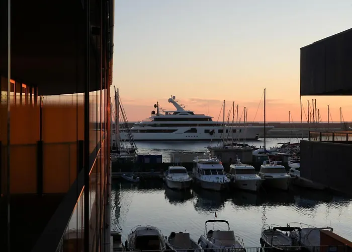 Easylife - Monolocale Con Vista Su Porto Di Genua